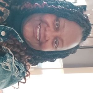 Meet your Posher, Kristin